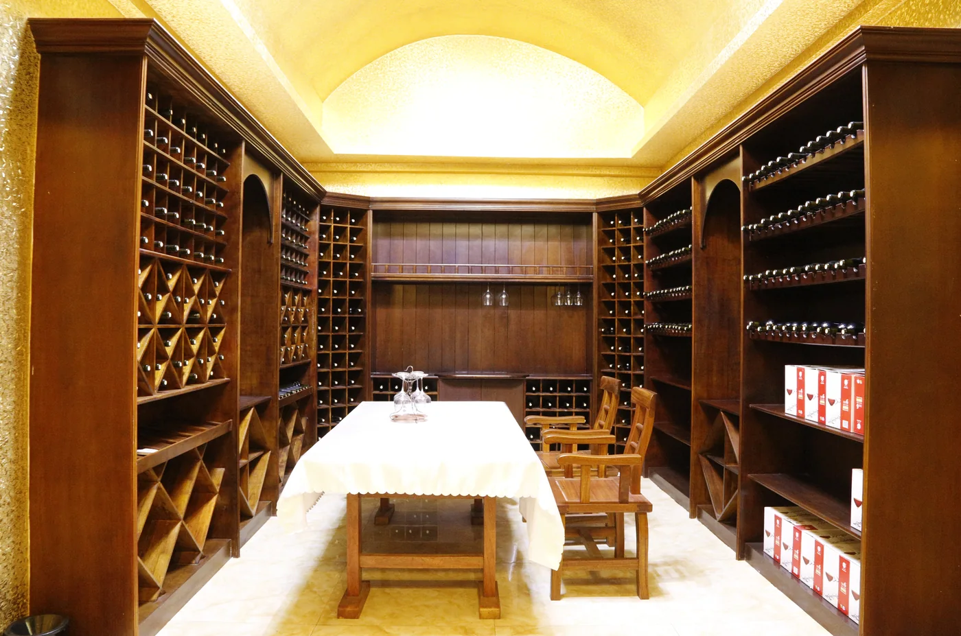 Huida winery tasting room